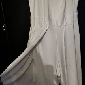 Shelby & Palmer White Sleeveless Maxi Dress